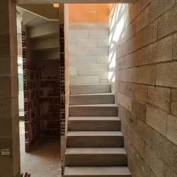 Escalier en Béton d'atelier (brut)