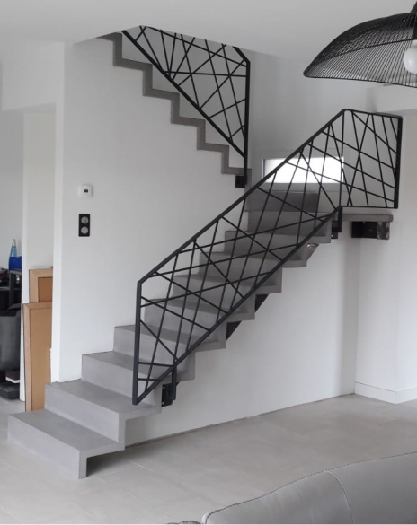 Escalier en béton minéral VERFEIL