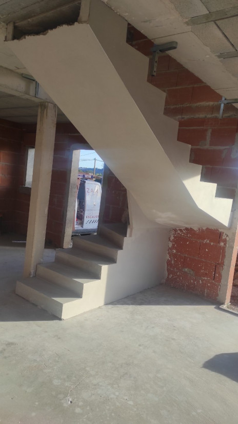 Escalier en Béton d'atelier (brut) QUINT FONSEGRIVES