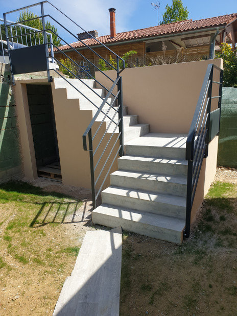 Escalier en Béton d'atelier (brut) GOYRANS