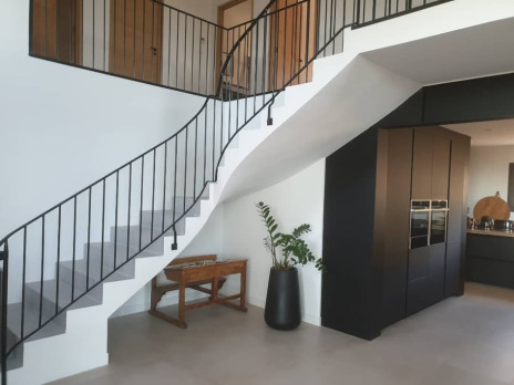 Escalier en béton minéral GAILLAC